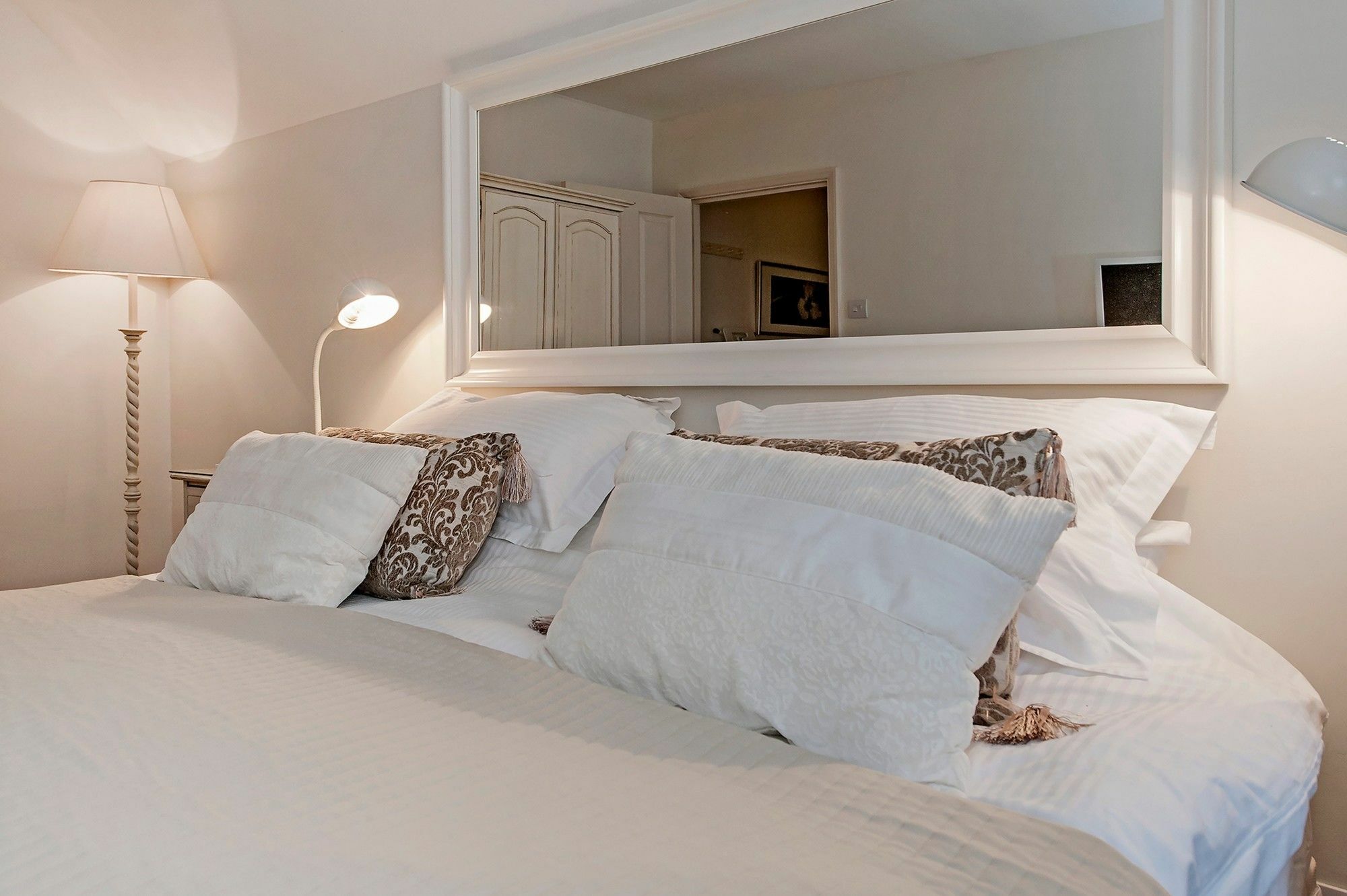 The Old Smithy Loft Apartment Bath Bagian luar foto